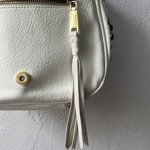 Juicy couture white cross body purse - Picture 10 of 11
